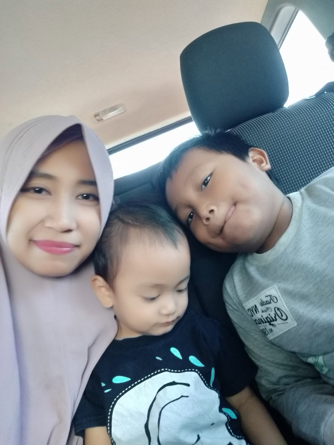 Dian Remamy profile icon