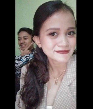 Reva Virliana profile icon