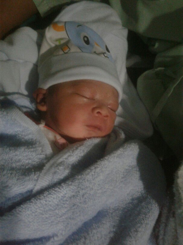 เเตกแล้วจ้า