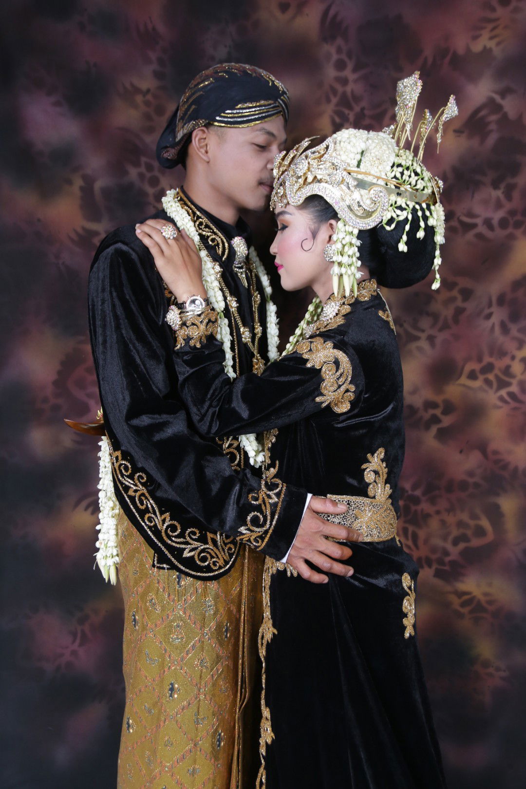 Suci Kurnia profile icon