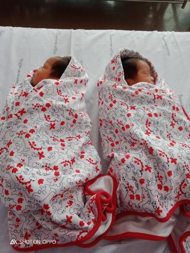 แฝดชาย คนละถุง