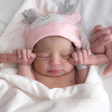 veronicca dukilin profile icon