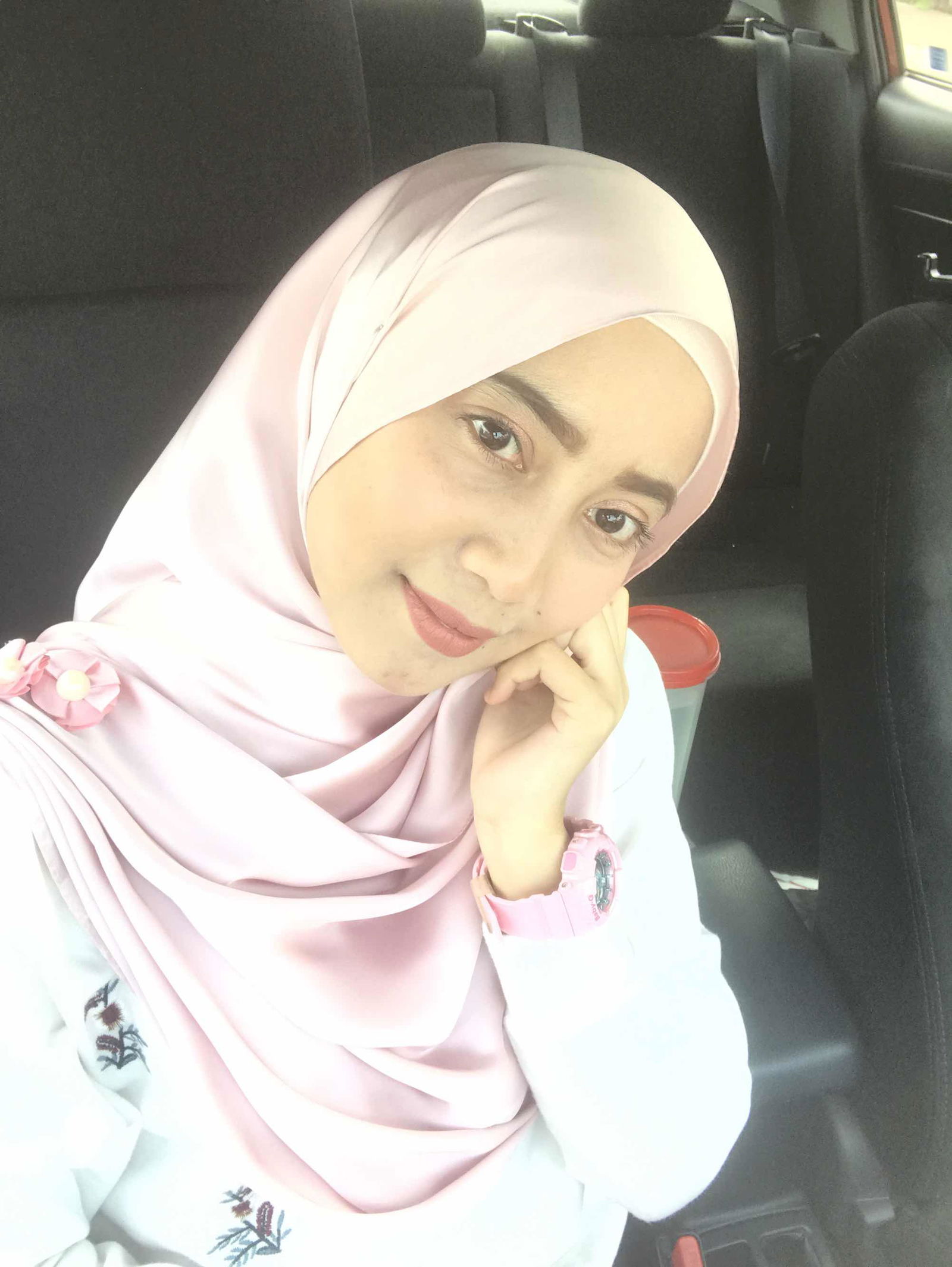 Izzatiizarra profile icon