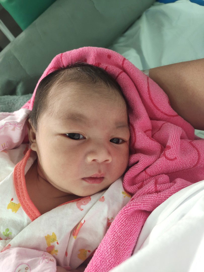 น้องใบหม่อนค่ะ แตกแล้วนะค่ะ 41+5 คลอดวันที่ 7/7/63 (อิแม่เพิ่งมีเวลาลงจ้า)