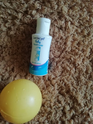 Kulit Sensitif Baby: Ruam Merah Gatal (Biang Keringat)