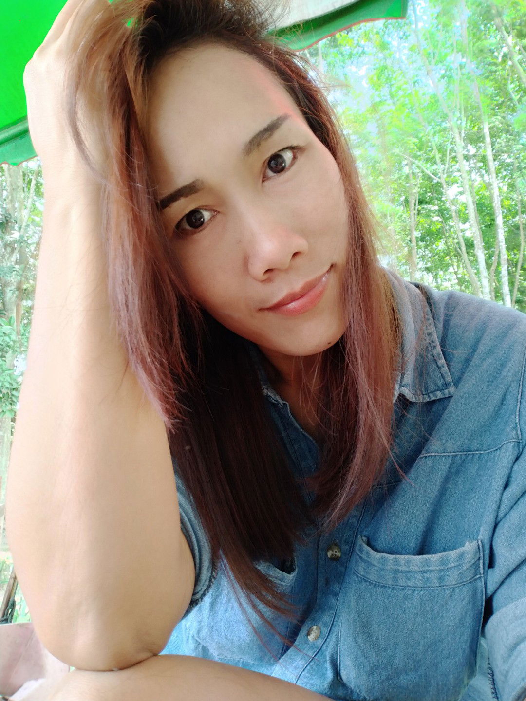 สายฝน ใบปกทอง profile icon