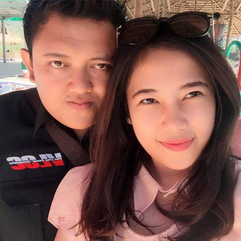 rini listiyani profile icon