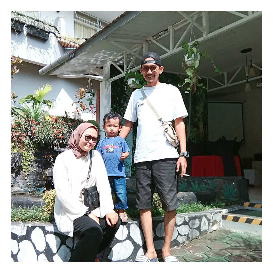 Dwi Novitasari profile icon