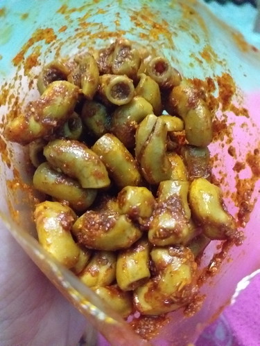 Boleh ngemil makanan pedas ga??
