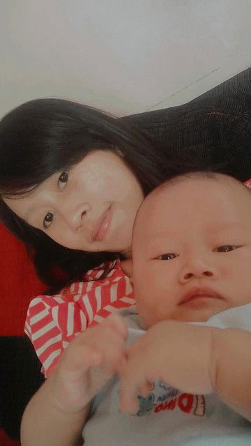 Rizqi Wahyu Saputri profile icon