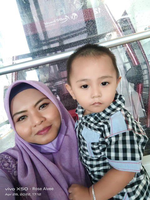 Rose Aivee profile icon