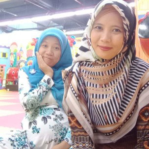 Dwi Lia profile icon