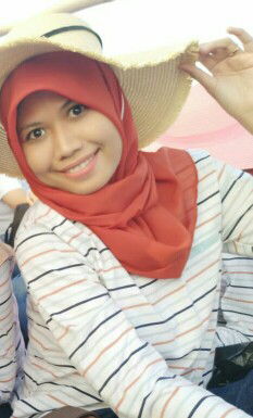 ayu zuhro ida profile icon