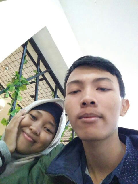 Dewi Indah Ramadhani profile icon