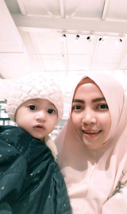 Mrs Mulyani profile icon