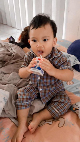 ลูกชาย 1.5 ขวบ เลิกขวดนมได้ 1 อาทิตย์แล้วค่ะ