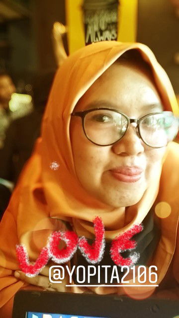Yopita sari profile icon