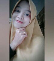 Titi Riizqy profile icon