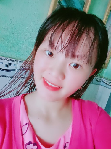 em mang thai lần đầu cho em hỏi các mom chúc ạ