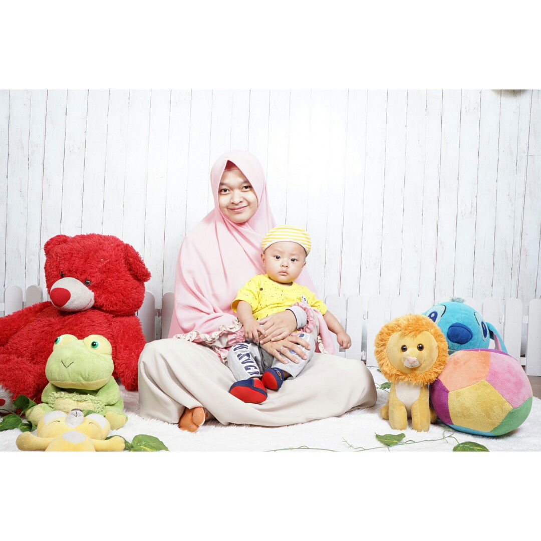 Nunu Nurhasanah profile icon