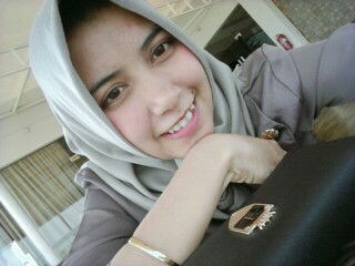 Afida Puji lestari profile icon