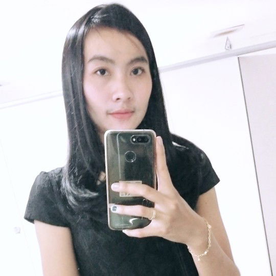 feny carollina profile icon