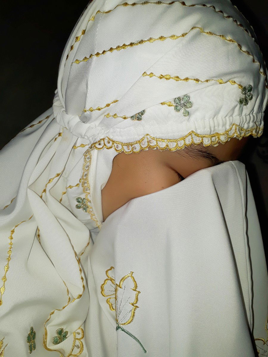 Rissa Andriani profile icon