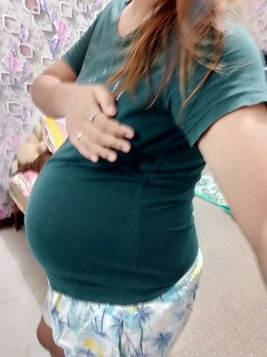 8 months preggy