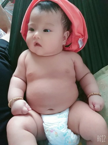 bé yêu