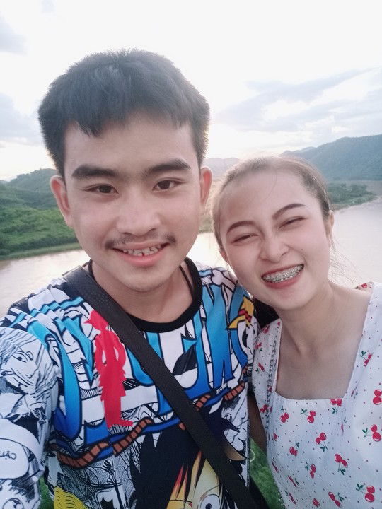 ฝน' น้อย. profile icon