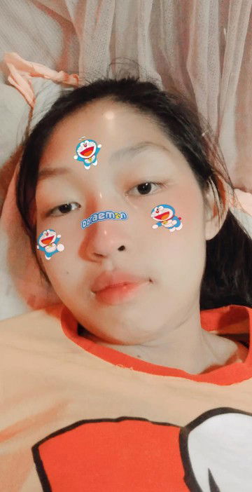 พลอย 'พลอย profile icon