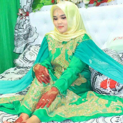 Weni Ratnasari profile icon