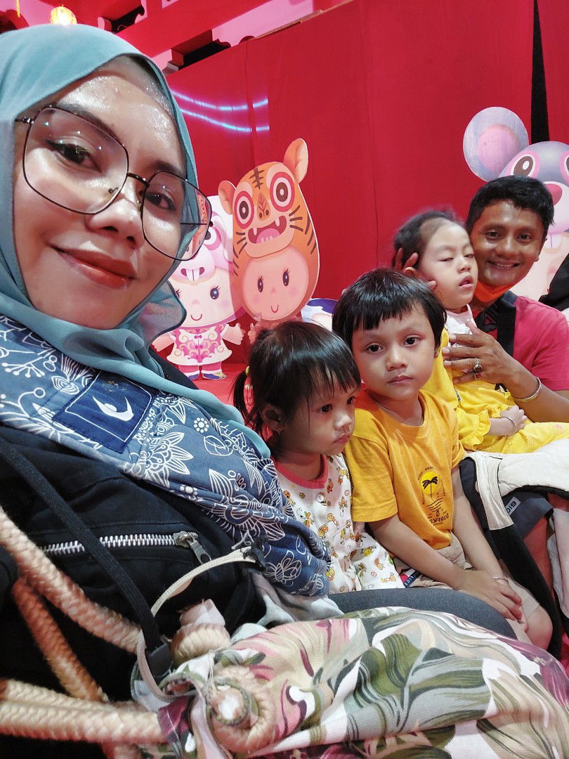 Ayu Putri Lira profile icon