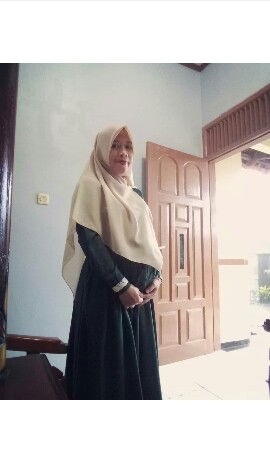 Eti cahyati profile icon