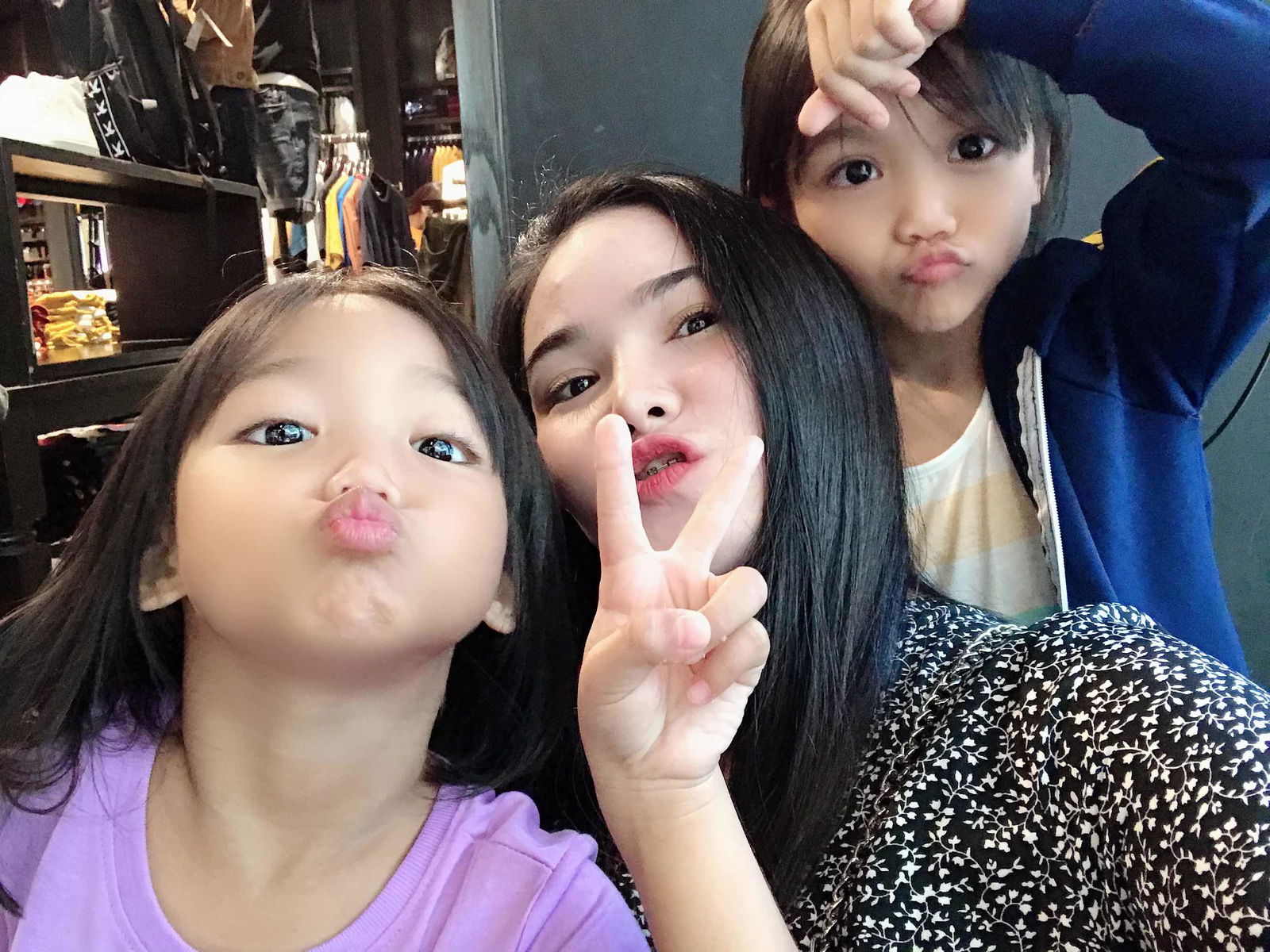 แม่โบว์ ? profile icon