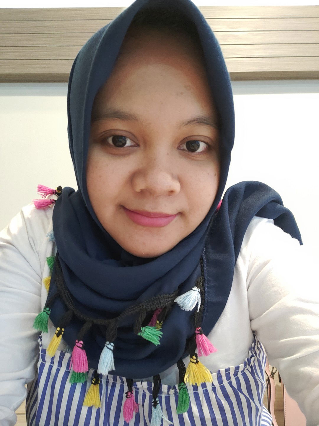 Henum Shofiyani profile icon