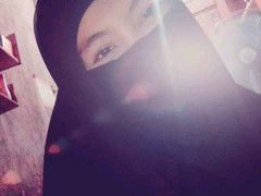 ayu lestari profile icon