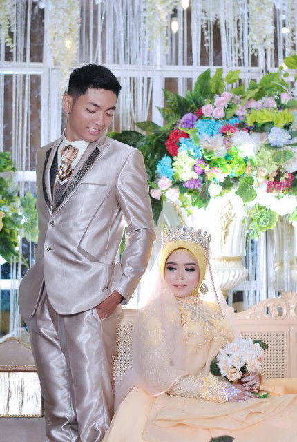 Sri Wahyuni profile icon