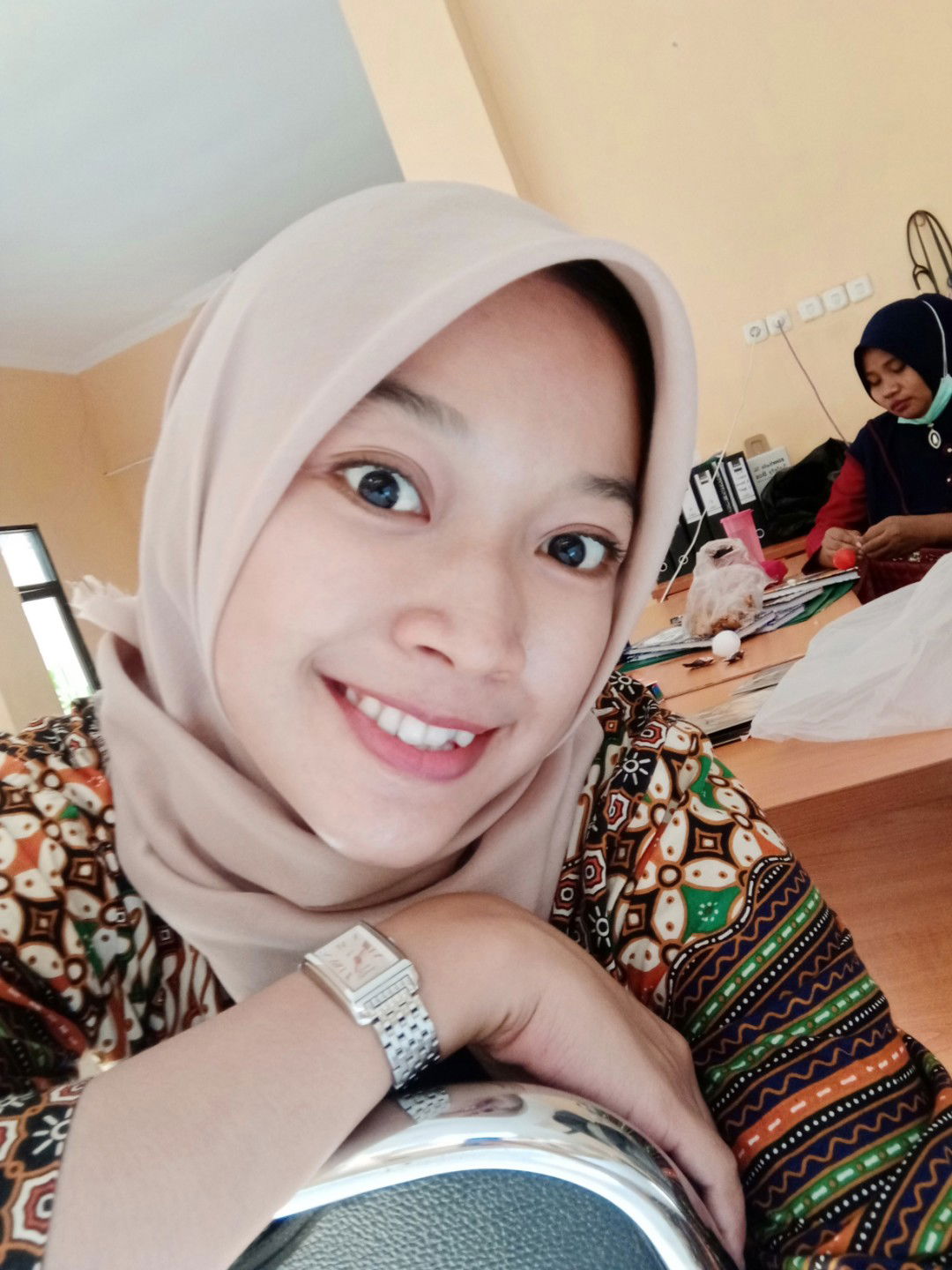 May Leni profile icon