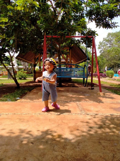 Indah Nur Azizah profile icon