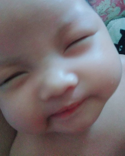 happy sunday po from my baby amaris