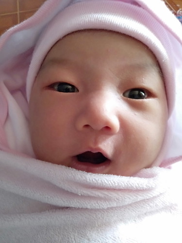 ลูกสาวจีน่า12วันแล้วค่ะ