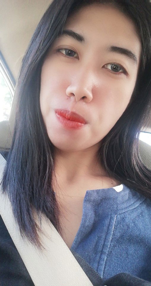 นาตยา​ จรทผา profile icon