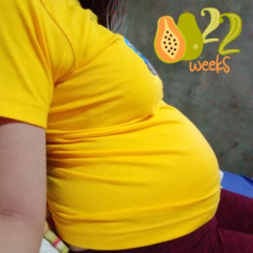 22 weeks / 5 months Pregnant