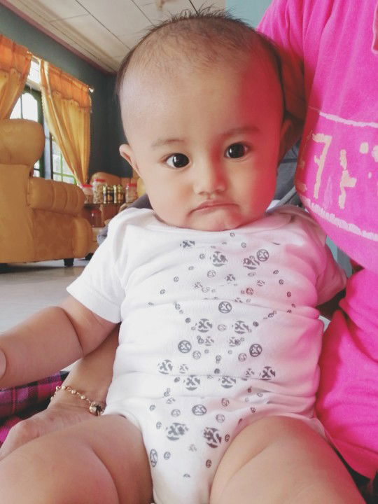 Tura Fathian Badri profile icon