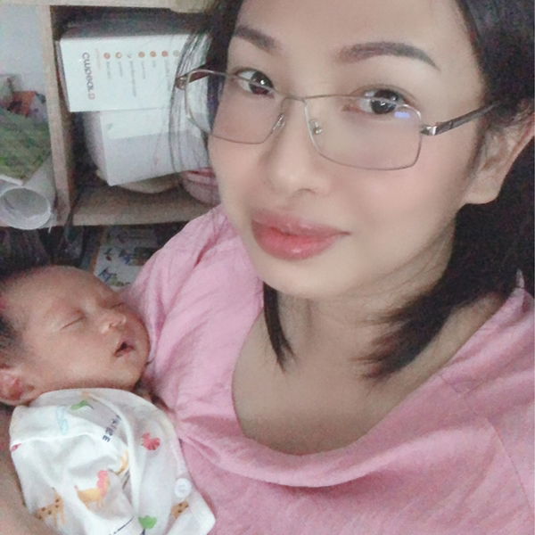 Jee_Phanjaporn? profile icon