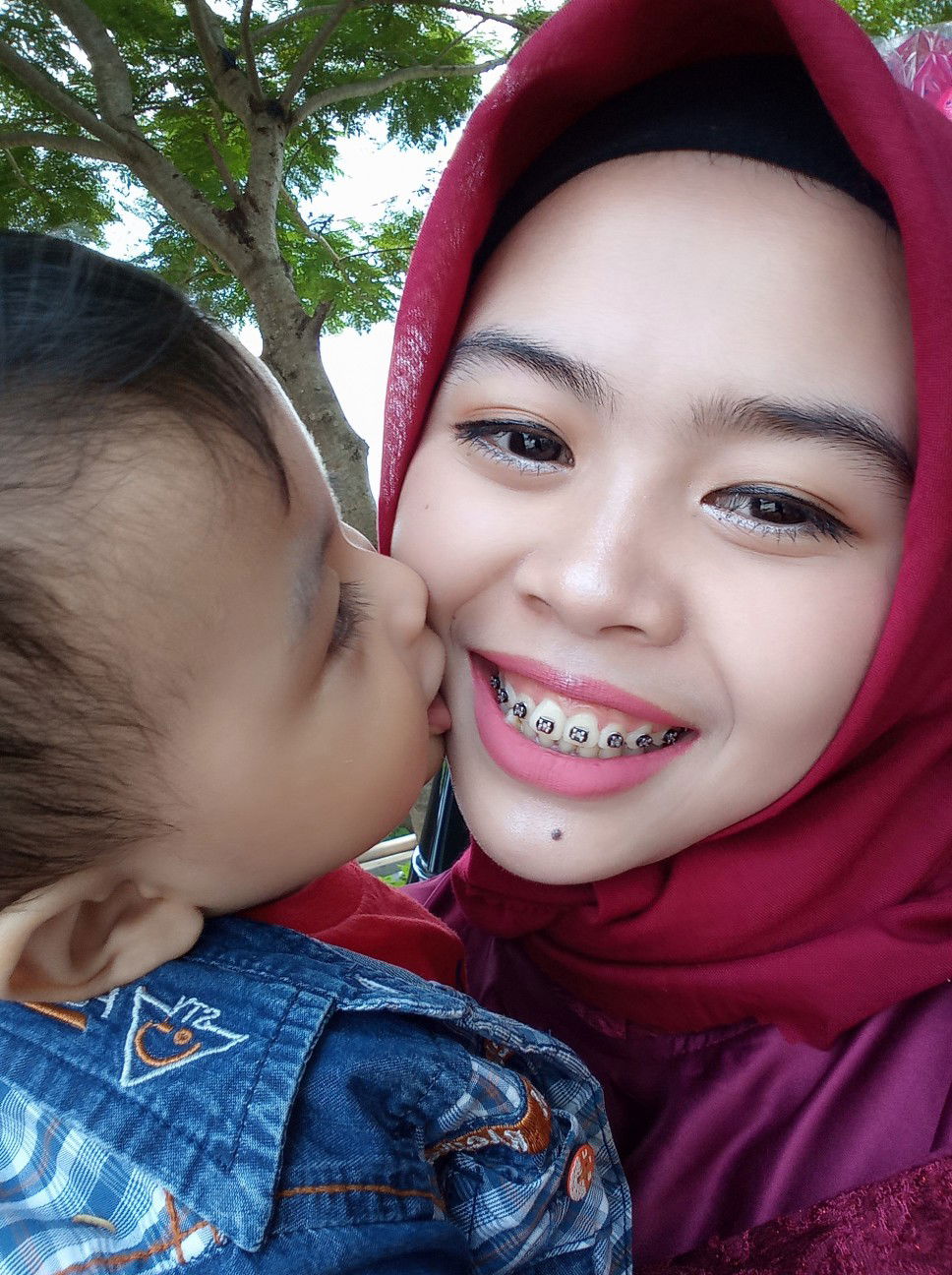 Neng YulLii profile icon