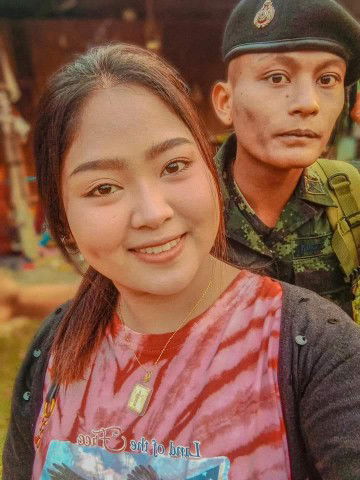 Rose Apple profile icon