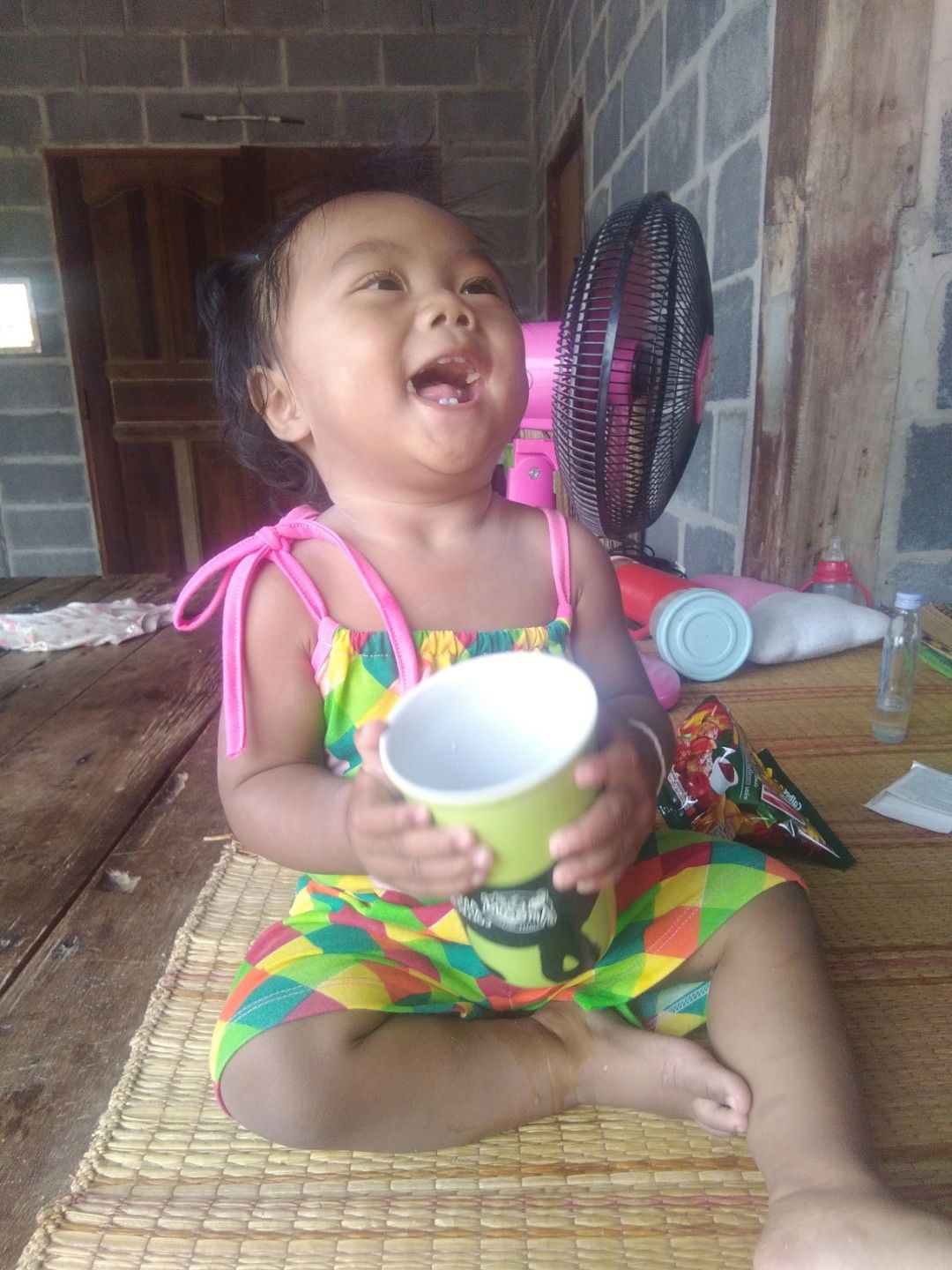 Fah Khanitta profile icon