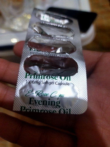 sino naka try nito s midwife nila totoo ba na pampalambot to ng cervix at pang pabuka daw